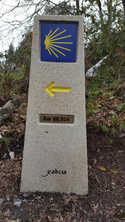 Palas de Rei コンプレーホ ラ カバニャヴィラ エクステリア 写真